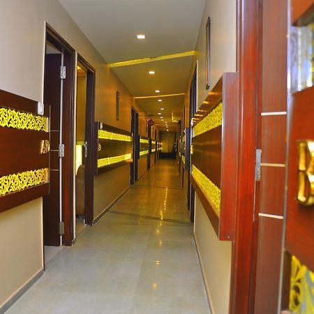 Elite Park Hotel Bangalore Exterior photo